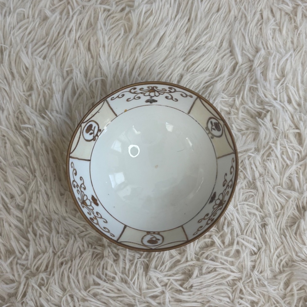 Vintage Nippon Hand Painted Rose Floral Gold‎ Moriage Footed Bowl